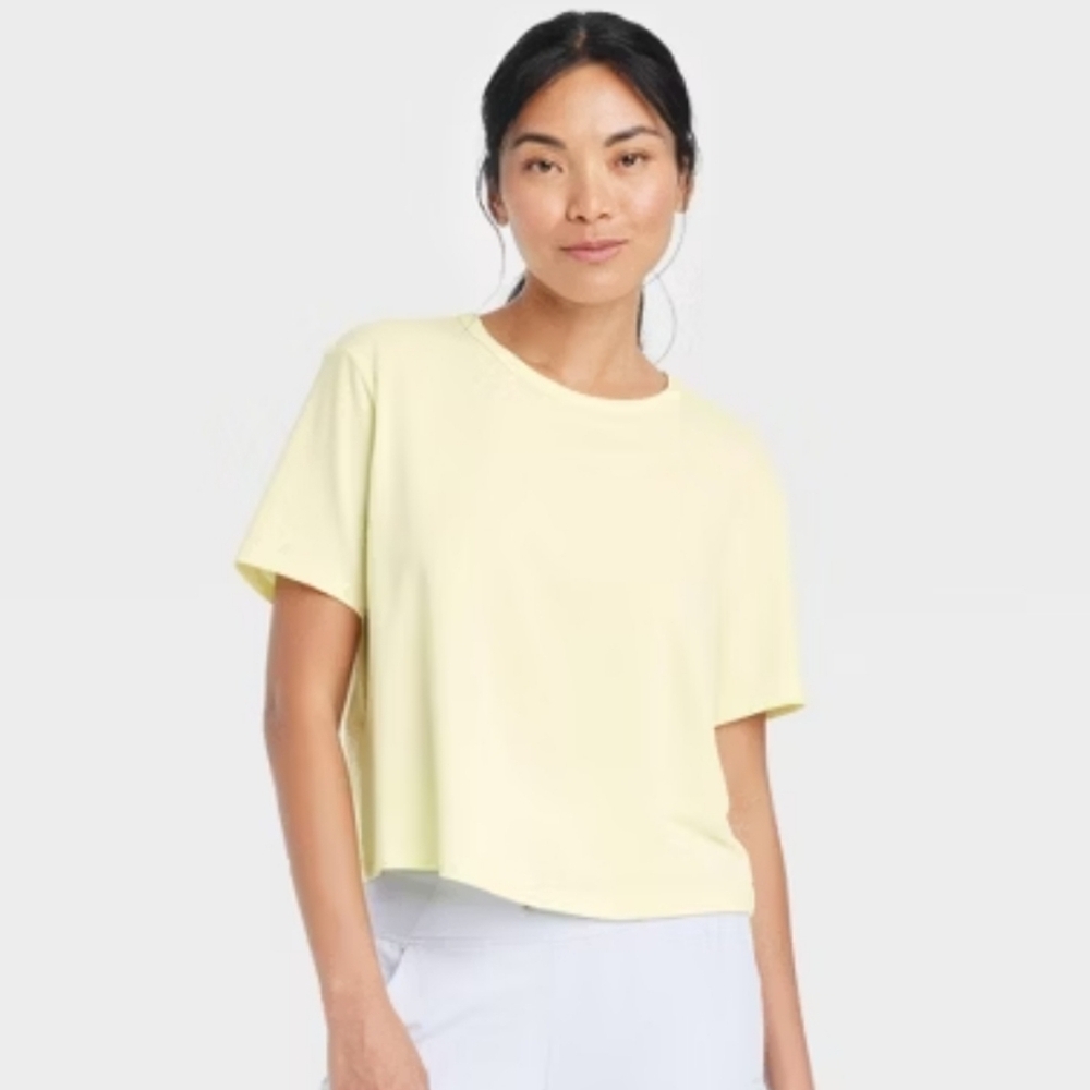 All In Motion Essential Yellow Crewneck Short Sleeve T-Shirt Size XXL